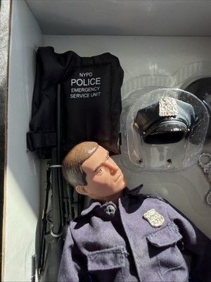 NYPD Real Heroes 9/11 Tribute New York's Finest Collectible Action