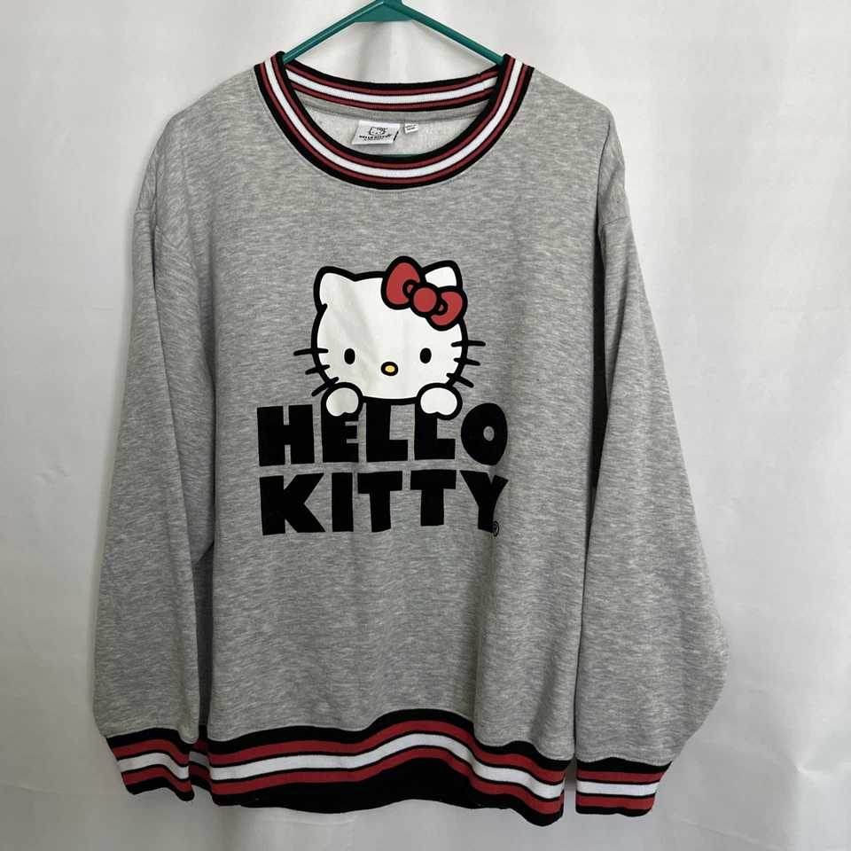 Sudadera Hello Kitty By Sanrio Cuello Redondo Manga Larga Gris Grande XL #239 Foto 2 de 4