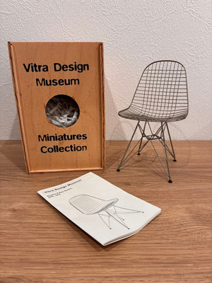 Vitra Miniature Eames DKR Wire Chair 1/6 Scale Eiffel Base Mid Century Rare