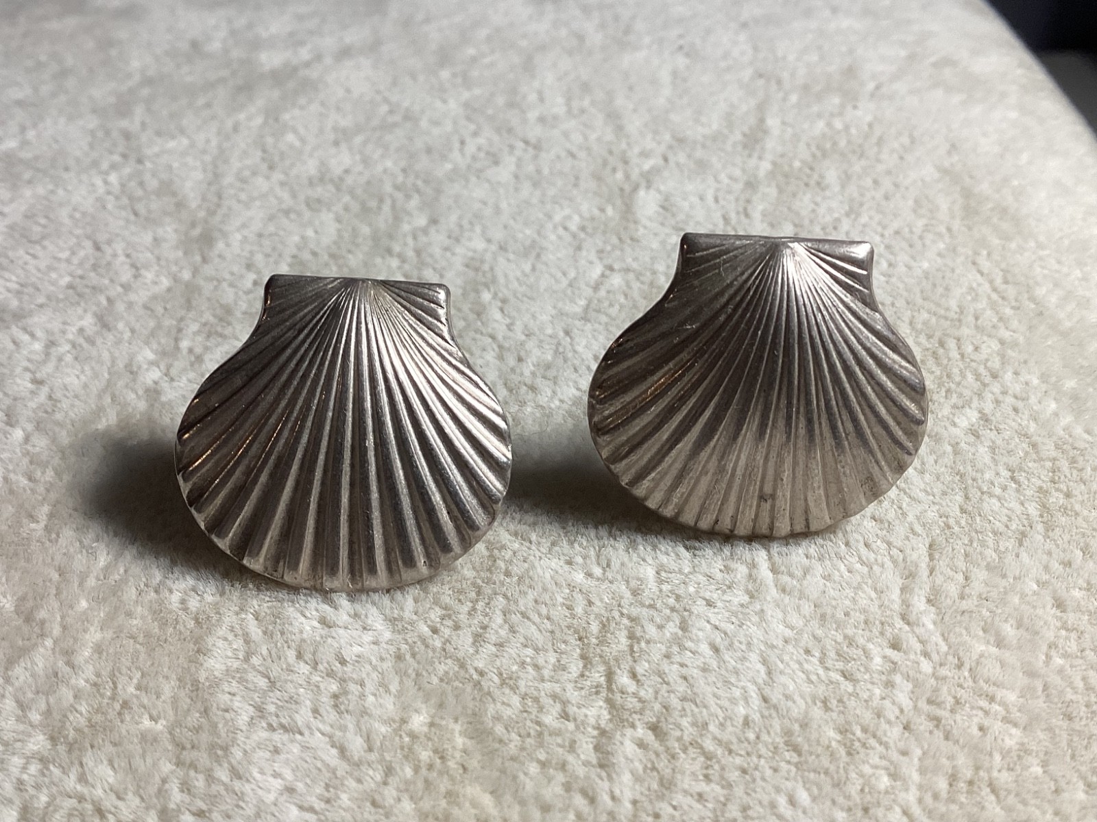 AUTHENTIC SIGNED STERLING SILVER SHELL SCREW BACK… - image 2