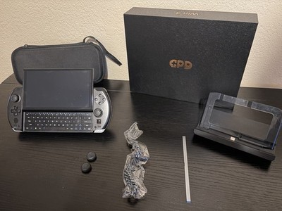 GPD Win 4 AMD 6800U 32GB RAM 2TB SSD Black WIN4 - Dock + GPD Win 4 AMD 6800U 32GB RAM 2TB SSD Black WIN4 - Dock +