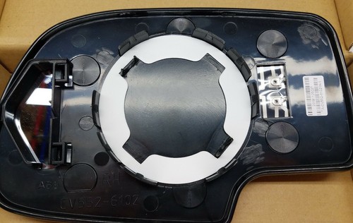 Power Heated Mirror Glass Passenger Side 99-07 Fits Chevrolet 88986363 PNGGR027 - Picture 2 of 3