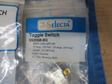 ( 10 ) Selecta Switch SS206B-BG Toggle Switch, SPDT, (ON)-OFF-ON, New Carling
