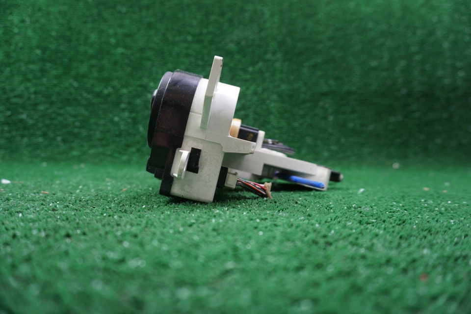 Mazda CX7 2007 2008 2009 calefacción control de aire acondicionado OEM M1900EG21K10 Foto 2 de 4