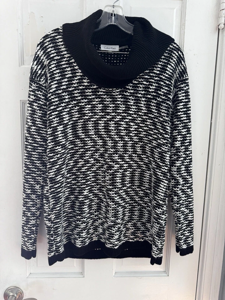 Suéter para mujer Calvin Klein talla L negro blanco pulóver capucha cuello Foto 2 de 4