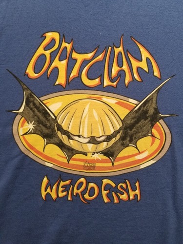 weird fish blue batman spoof t shirt mens size 2XL Batclam clam bat cotton - Picture 4 of 12