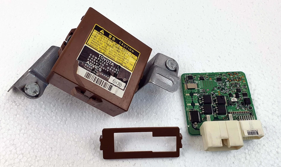 Controlador de freno de estacionamiento Lexus LS460 LS460L LS600HL 2007-2012 89050-50010 OEM Foto 4 de 4