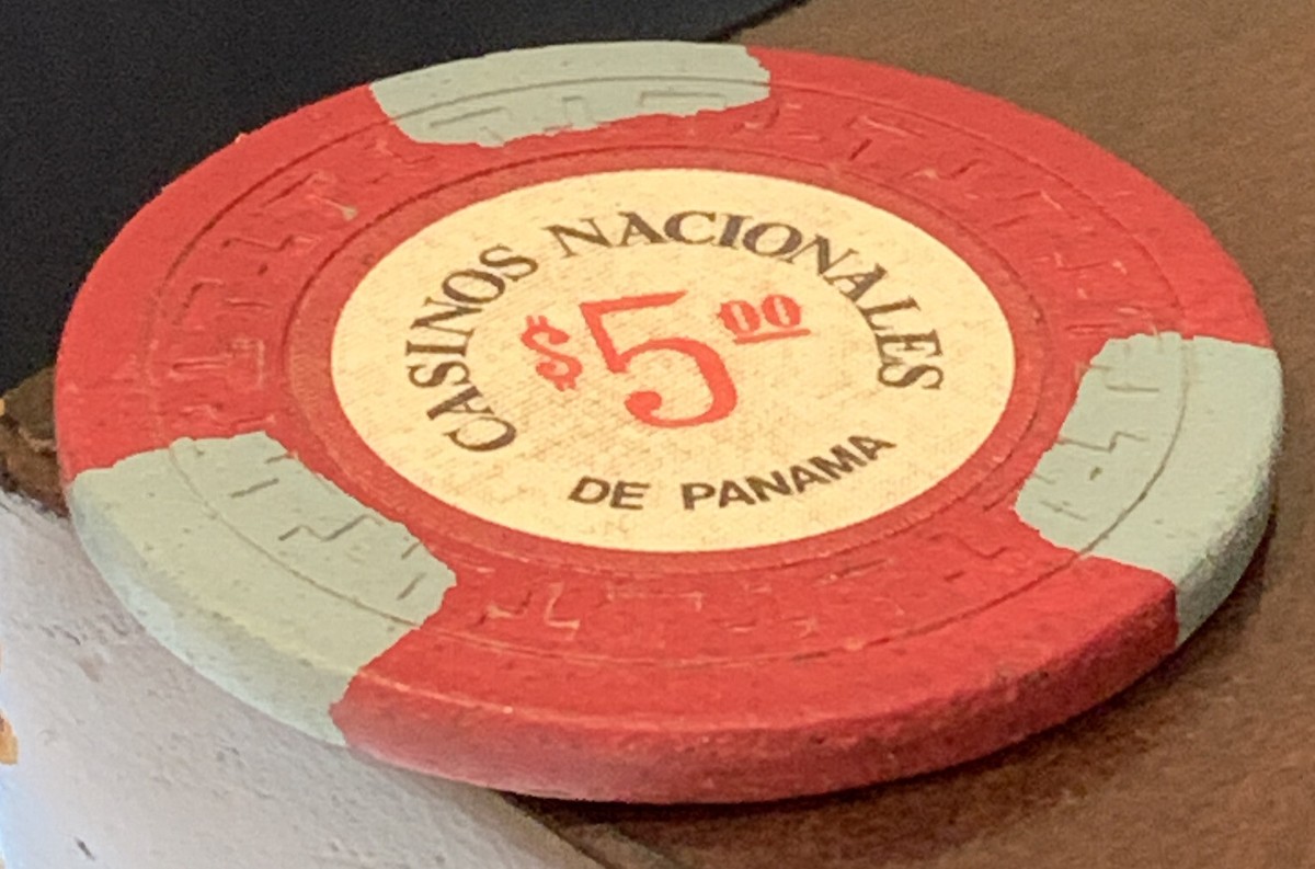 新品未開封 レアデック USPC Panama Casino Casinos Nacionales $100 Casino Chip Panama City Panama T's