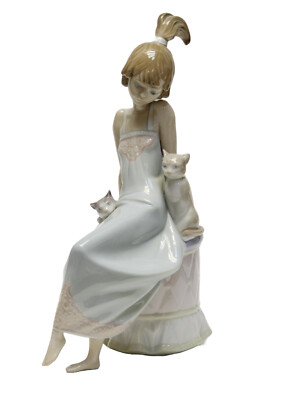 VINTAGE LLADRO #5443 BEDTIME FIGURINE ~ 10