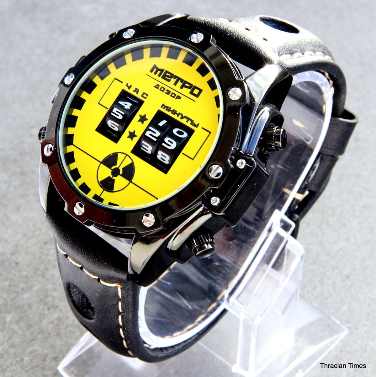 'Metro' themed drum roller watch
