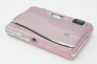 FUJIFILM FinePix Z800EXR 12.0MP Compact Digital Camera Pink