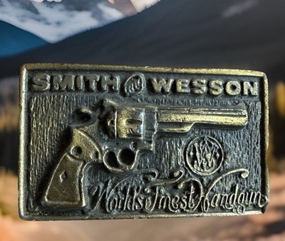 Smith And Wesson World Finest Kurzwaffe Gürtelschnalle massiv Messing (B40)