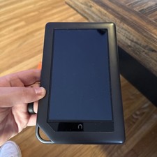 Barnes Noble BNRV200 Nook Color 7" eBook eReader 8GB Tablet Wi-Fi