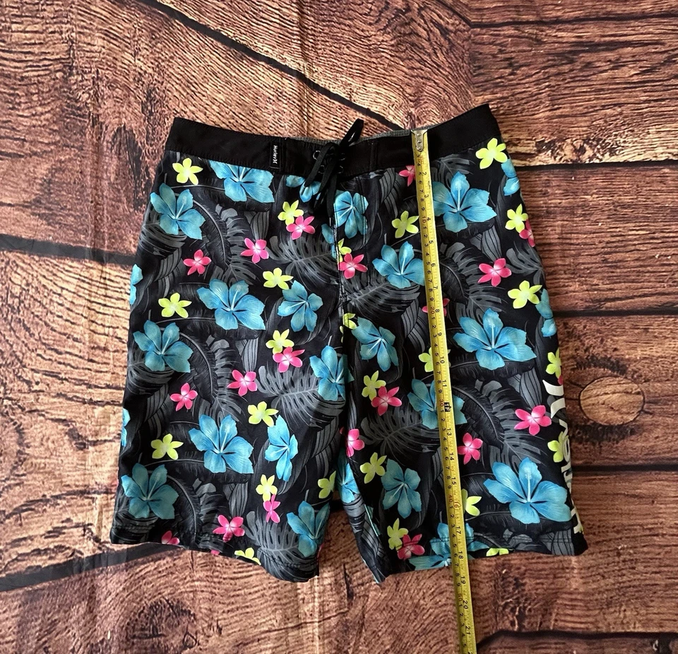 HURLEY Black CABANA FLORAL BOARDSHORTS SWIM SHORTS INSEAM BOYS 16/28 WAIST - Image 2 of 4