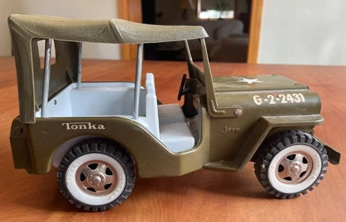 1960s Vintage TONKA NO. 304 JEEP COMMANDER With Original Box