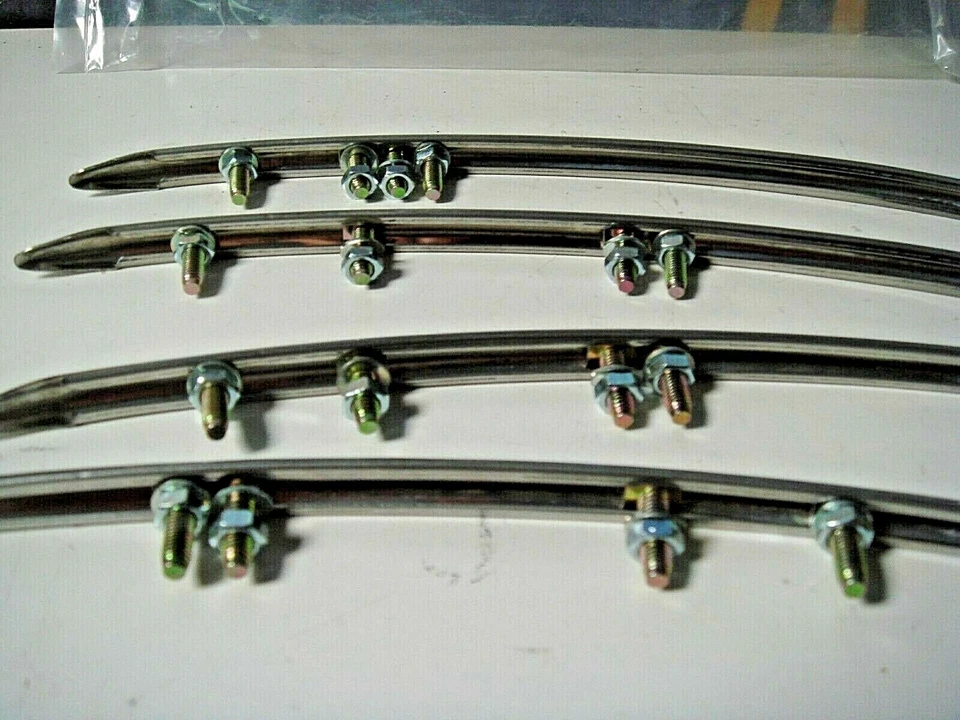 Juego de molduras para guardabarros trasero Harley FL 1949-1957 tapa acero inoxidable V-Twin 50-1045 S3 Foto 4 de 4