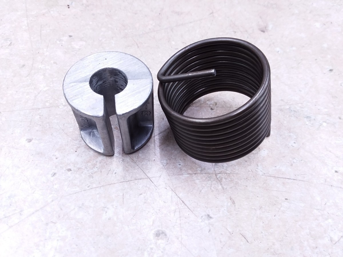 Kawasaki 100 KM KM100 Engine Kickstart Spring & Collar Spacer 1981