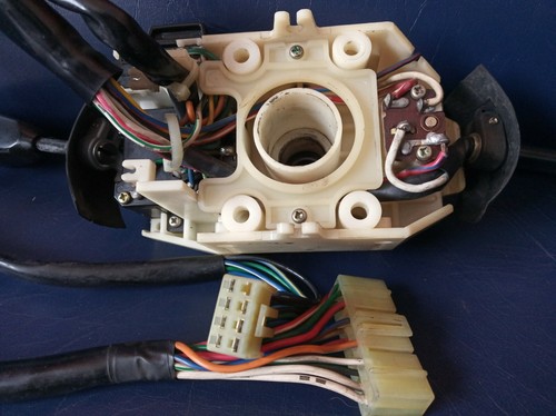 Honda Accord 82-83 Headlight Indicator Wiper Switch - Picture 4 of 5