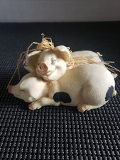 Ceramic Cuddling Pigs Figurine 2001 C. C