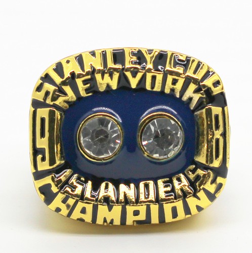 1981 NY ISLANDERS WORLD CHAMPIONS BOSSY SIZE 11.75 WITH WOOD DISPLAY BOX - Picture 2 of 6