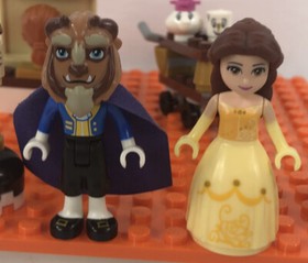 LEGO Disney 41067 Belle's Enchanted Castle 7 Minifigure LOT & Incomplete Build
