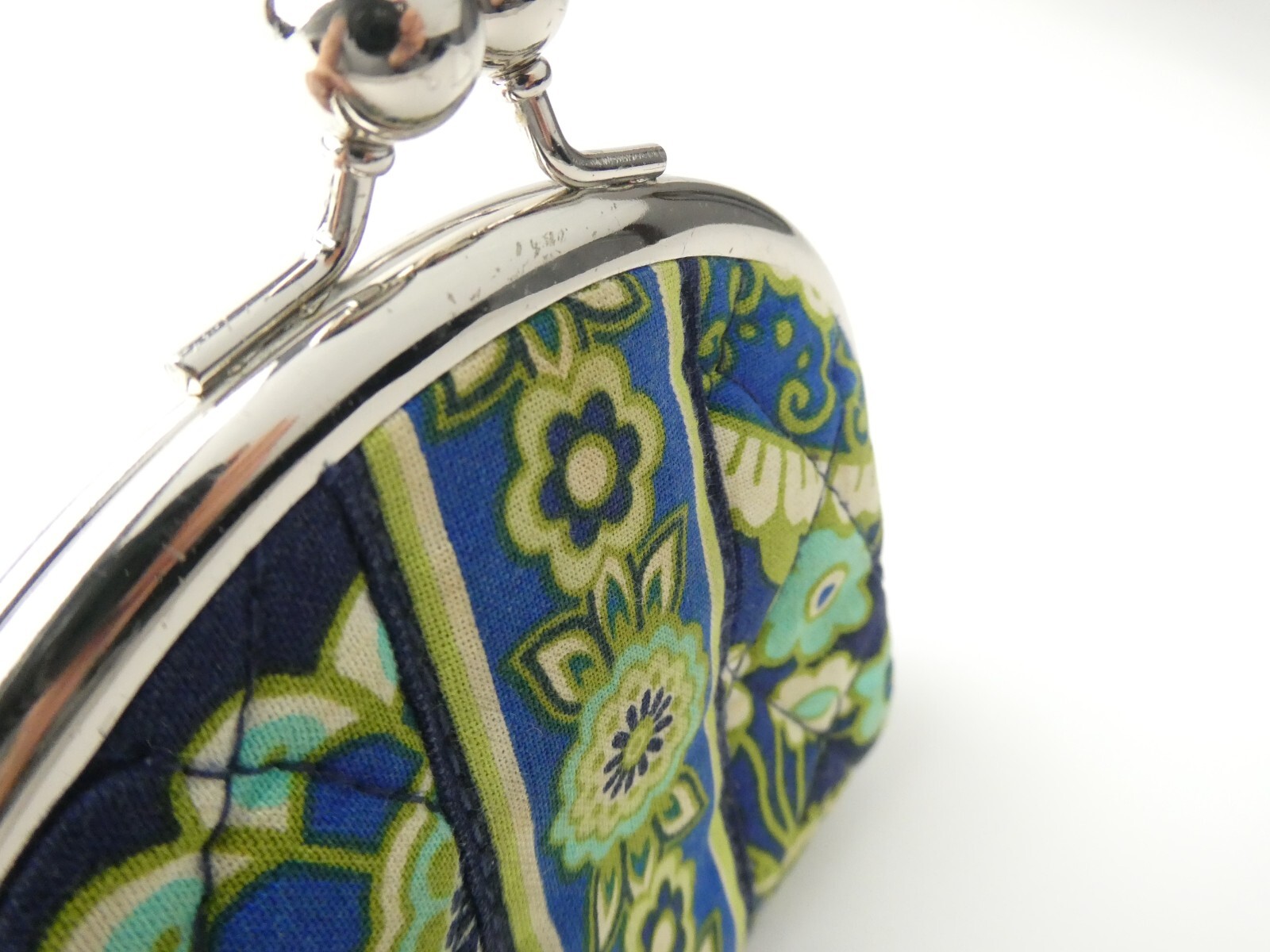 Vera Bradley Rhythm & Blues Double Kiss Kisslock Coin… Gem