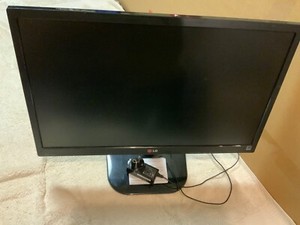 LG 24m45hq-b Monitor mit Netzteil