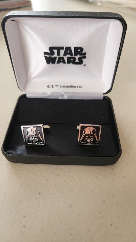 Star Wars Darth Vader cuff links Original Gift Box