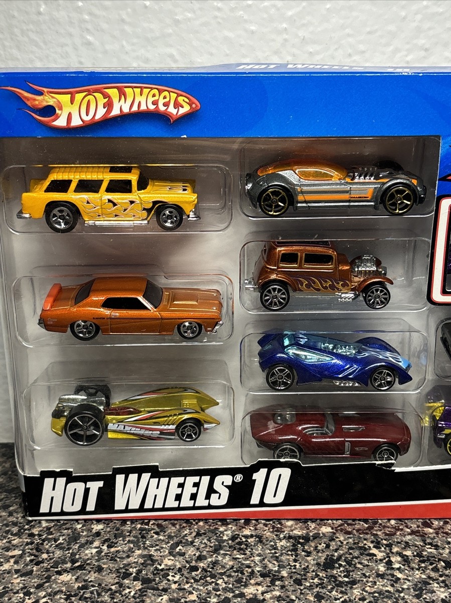 2009 Mattel Hot Wheels 10-Car Pack Exclusive Deco Including Datsun