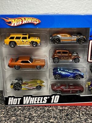 2009 Mattel Hot Wheels 10-Car Pack Exclusive Deco Including Datsun