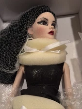 TONNER WILDE IMAGINATION EVANGELINE GHASTLY Dark Innocence Spring 2013 18” DOLL