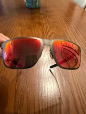 Oakley Holbrook metal sunglasses polarized--POSITIVE RED