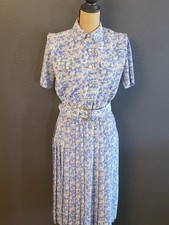 Leslie Fay 10 Petite Blue Polyester Floral Dress