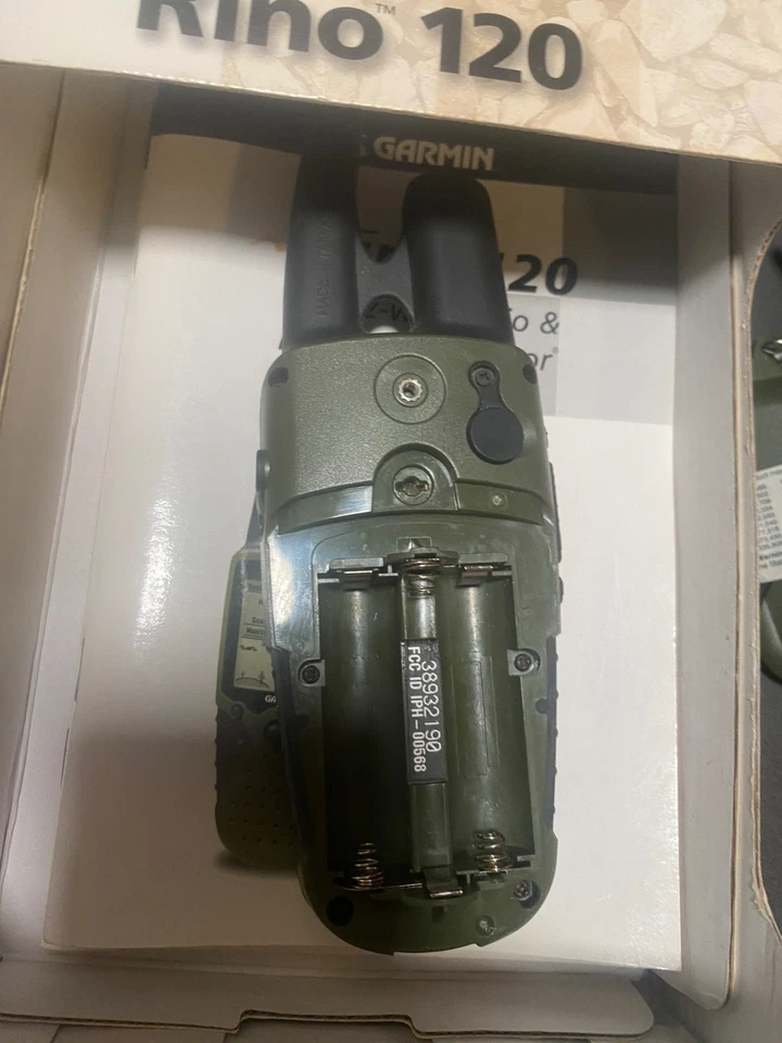 NOB Garmin Rino 120 GPS & Two-Way Radio Bundle Free Shipping - Image 2 of 4