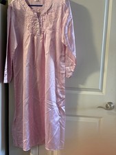 C W Classics Vintage Pink Lace Granny House Gown Size Med