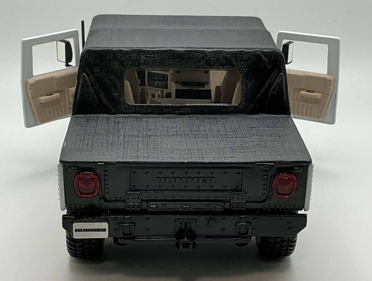 新品未開封　maisto HUMMER H1 Maisto 1:18 die cast Hummer H1 10th anniversary special