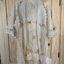 Chicos cream Ivory Off White Gorgeous Lace Embellished Detail Kimono Cardigan