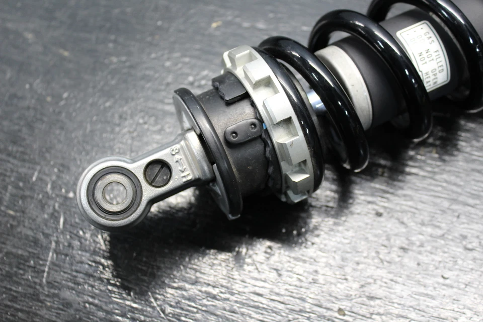 13-19 SUSPENSIÓN AMORTIGUADOR TRASERO HONDA CBR600R CBR 600 2013 14 15 16 Foto 2 de 4