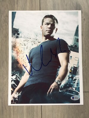 Matt Damon,The Bourne Identity, Hand Signed 8 x 12 Photo with Beckett COA.
