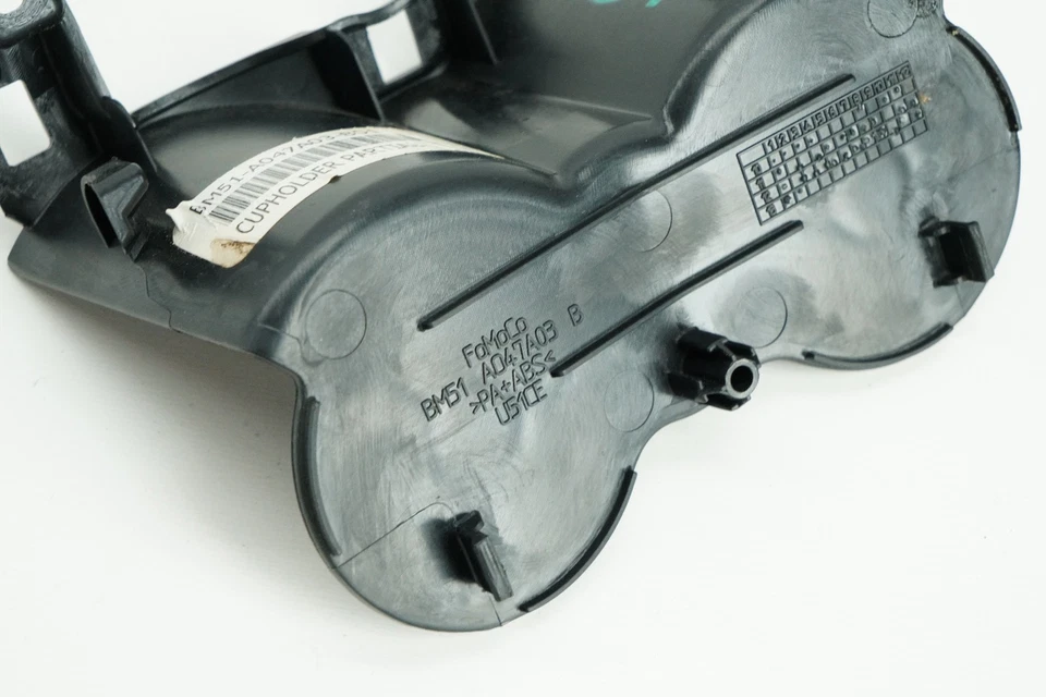 Porta-copos Ford Focus St 12-17 inserção parcial Bm51-A047A03-B - Imagem 4 de 4