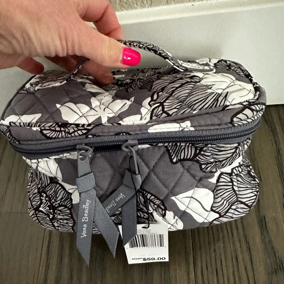 Estuche de tren Vera Bradley nuevo con etiquetas Foto 3 de 3