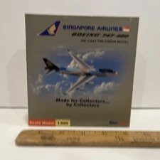 1:500 StarJets Singapore Airlines Boeing 747 400 Herpa Desert Palm Scale Jet Toy
