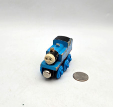 Thomas  Friends Wooden Railway Train Tank Engine - 1994 GUC - Flat Magnets