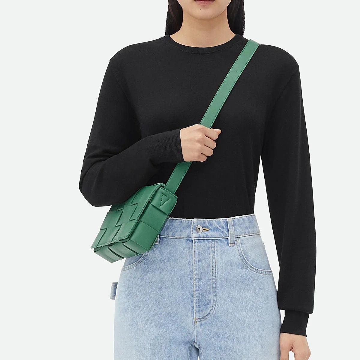 NEW Bottega Veneta Cassette Bag in Mermaid/Gold Leather Crossbody thumbnail 3