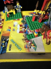 Vintage Lego Knights Challenge Set 6060 Complete