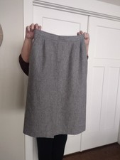 Vintage Evan Picone 100 Pure Wool Gray Midi Skirt Union Made USA