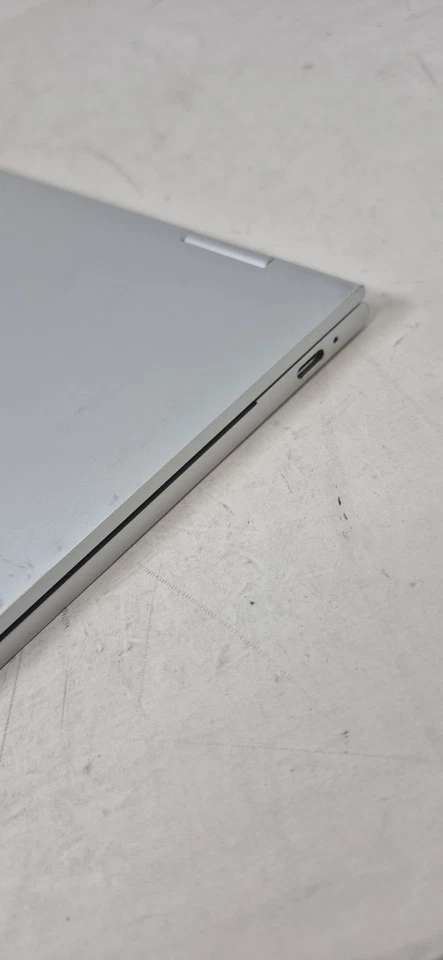 Google Pixelbook C0A Chrome 12.3 TouchScreen i7-7Y75 16GB 512GB UK Keyboard - Image 4 of 4