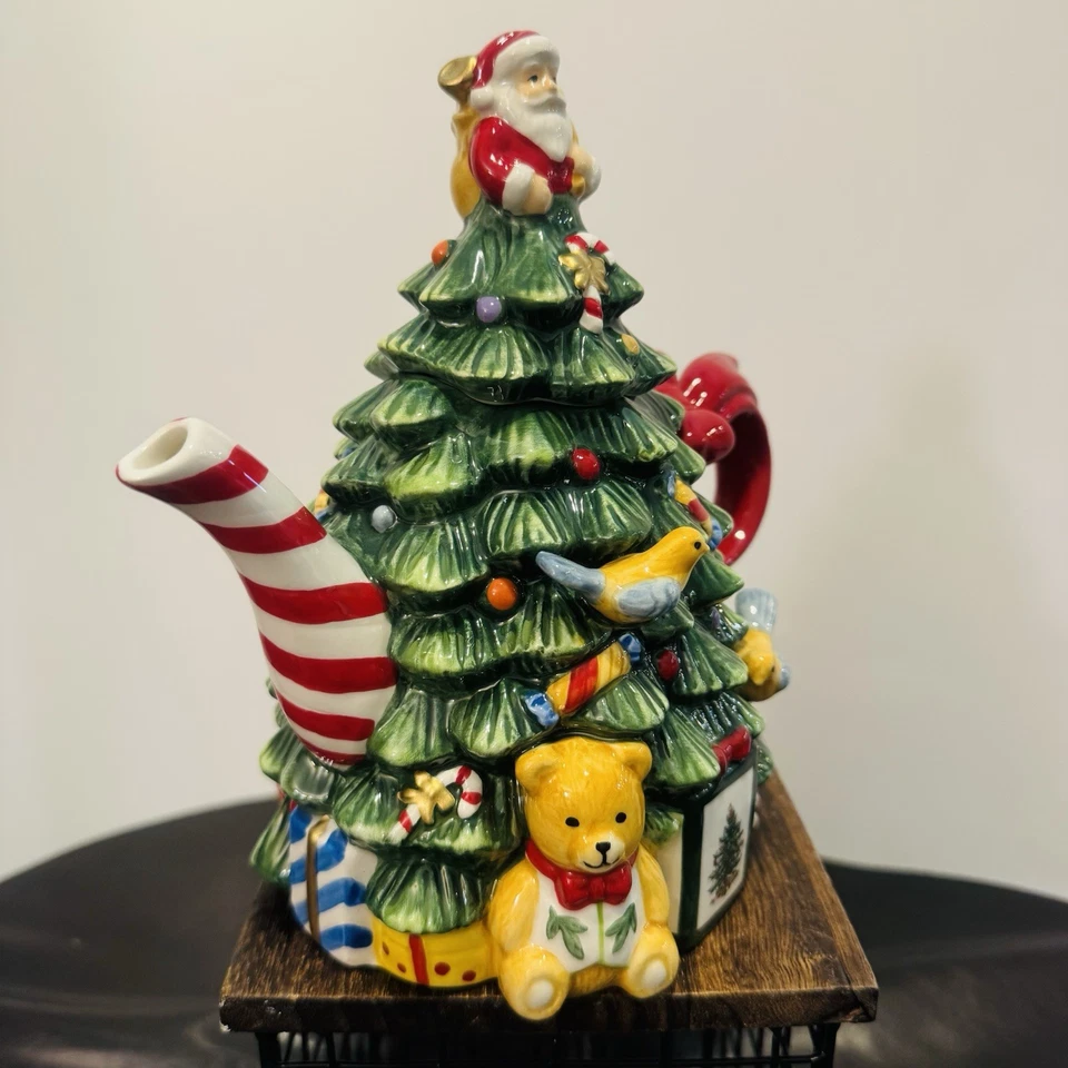 Spode Christmas Tree Figural Teapot Spode 250th Anniversary 26.8 Ounce 7.75”H - Image 3 of 4