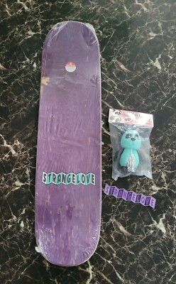 STRANGELOVE SKATEBOARDS PANDA DECK & TOY