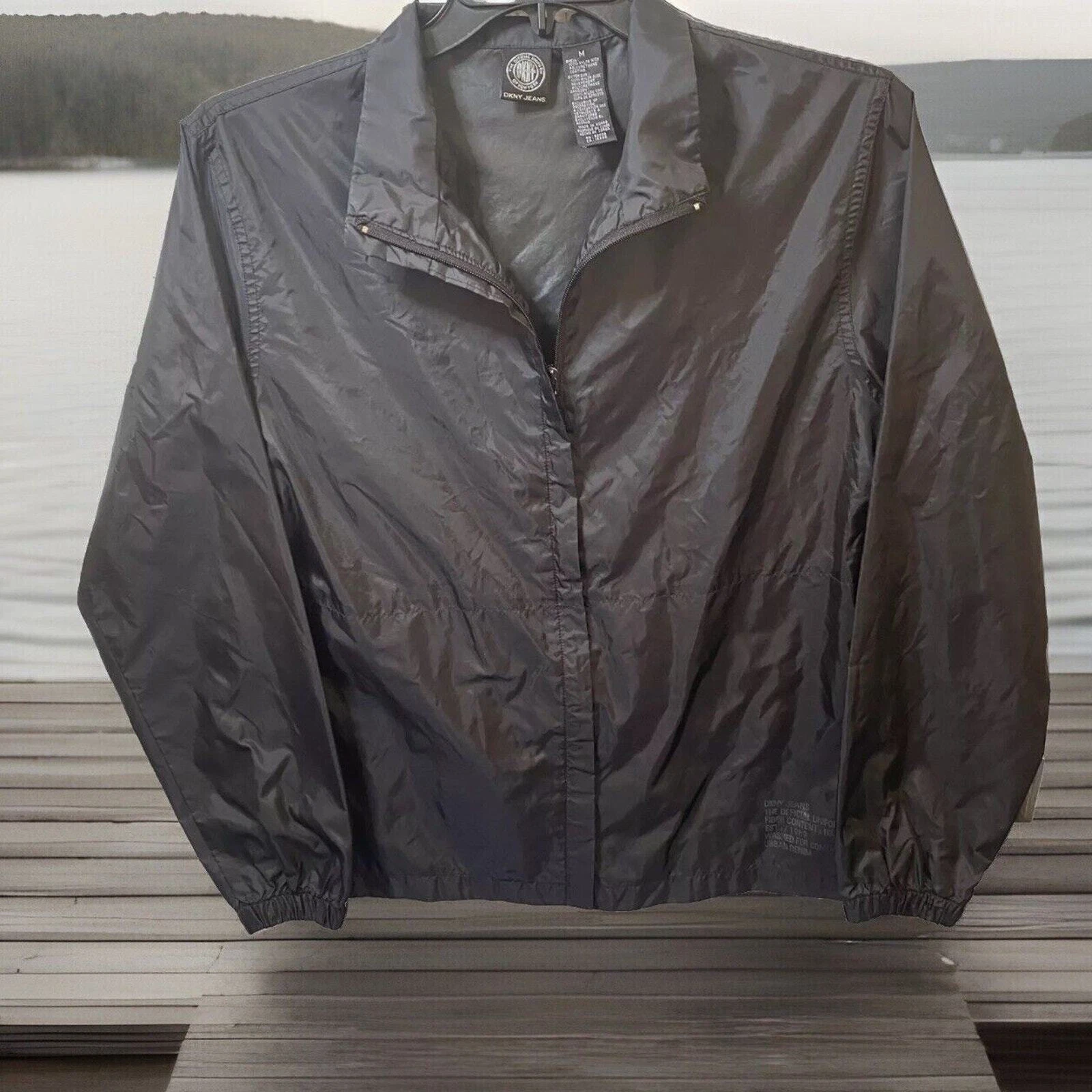 DKNY Jeans Men's Med Windbreaker Jacket Waterproof Nylon Pockets Gorpcore Hike